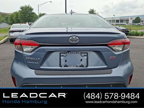 Used 2024 Toyota Corolla SE w/ SE Convenience Package FWD image 6