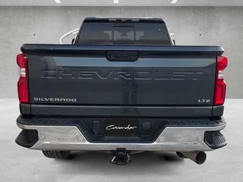 Used 2020 Chevrolet Silverado 2500 LTZ w/ LTZ Premium Package AWD/4WD image 15