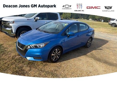 Used 2021 Nissan Versa SV FWD image 1