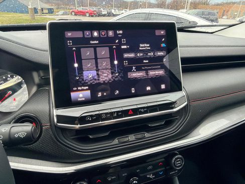 Used 2022 Jeep Compass Trailhawk image 17