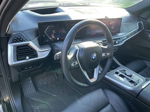 Used 2025 BMW X5 xDrive40i image 10