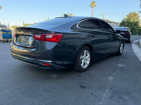 Used 2017 Chevrolet Malibu LS FWD image 10