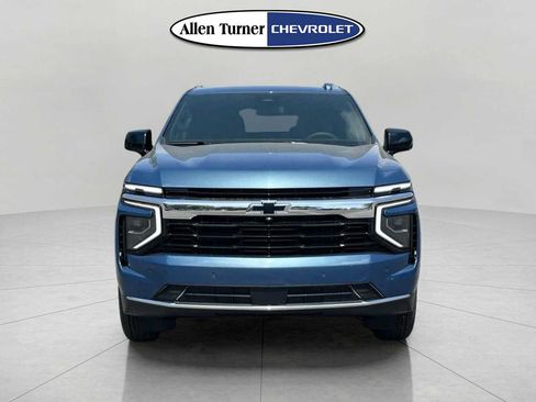 New 2026 Chevrolet Suburban LS w/ LPO, Dark Essentials Package image 2