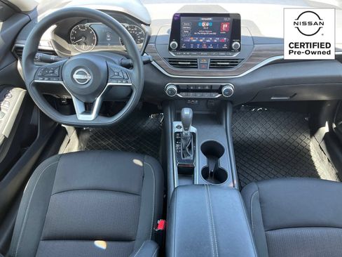 Certified 2025 Nissan Altima 2.5 SV FWD image 12
