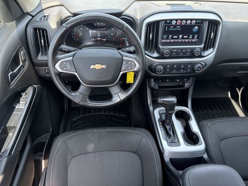Used 2018 Chevrolet Colorado LT w/ LT Convenience Package RWD image 14