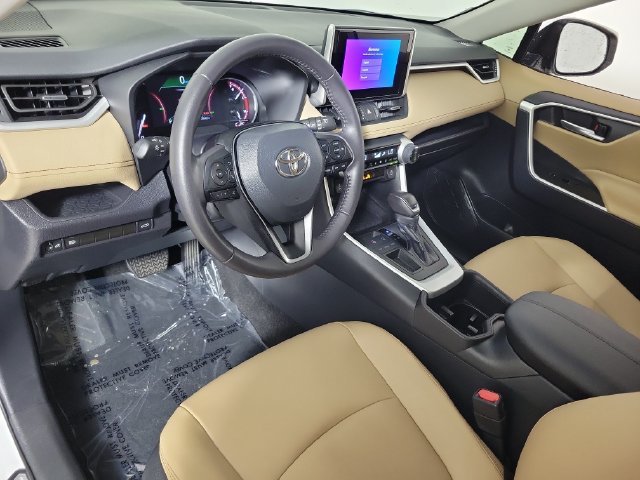 Used 2024 Toyota RAV4 XLE Premium FWD image 18