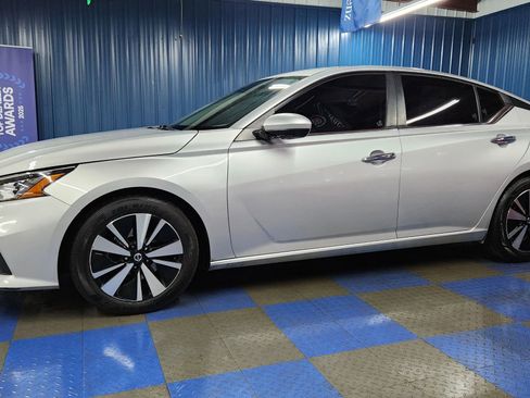 Used 2021 Nissan Altima 2.5 SV image 59