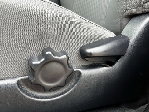 Used 2023 Toyota Tacoma SR image 23