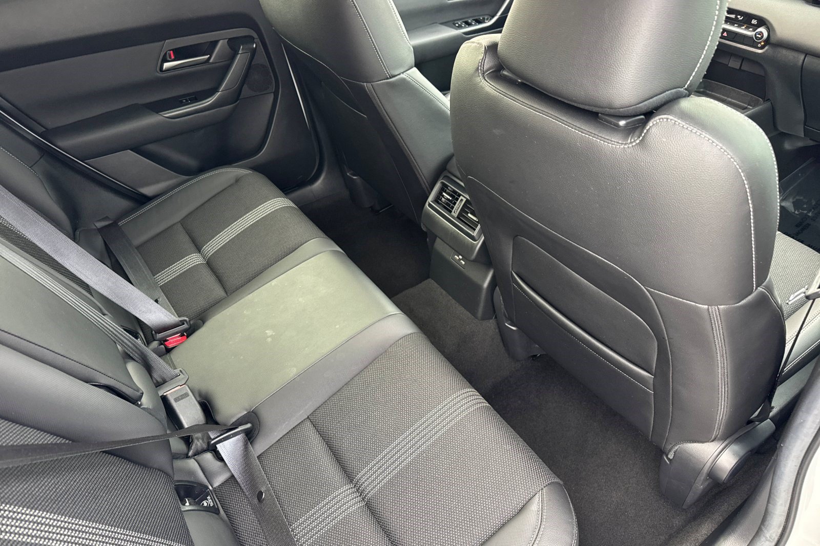 Used 2024 MAZDA CX-50 AWD 2.5 S w/ Select Package image 31