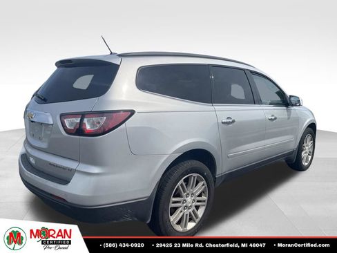 Used 2015 Chevrolet Traverse LT w/ Style and Technology Package FWD image 5