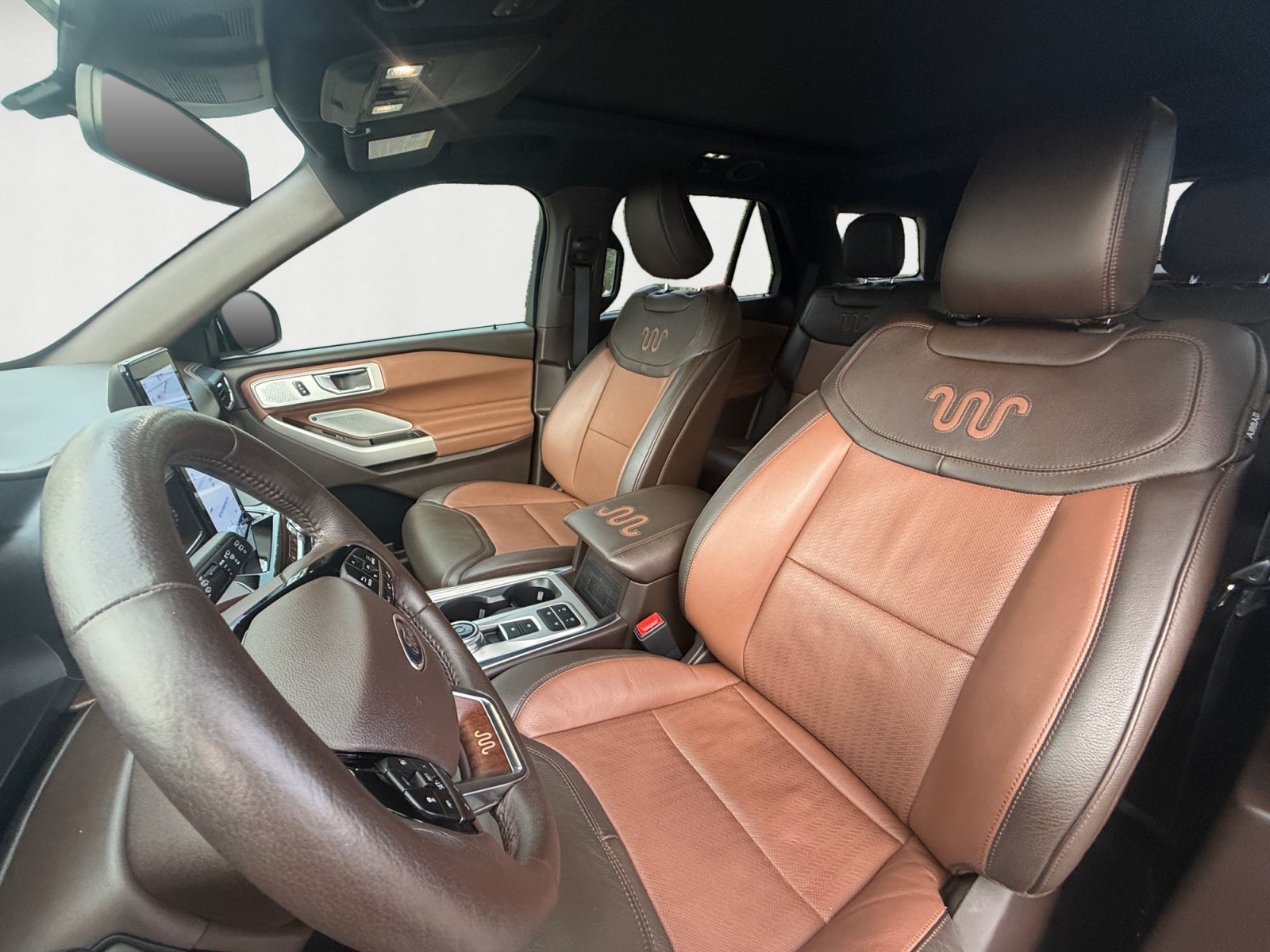 Used 2022 Ford Explorer King Ranch w/ Technology Package RWD image 10