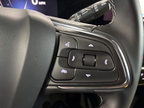 Used 2025 Buick Encore GX Preferred image 15