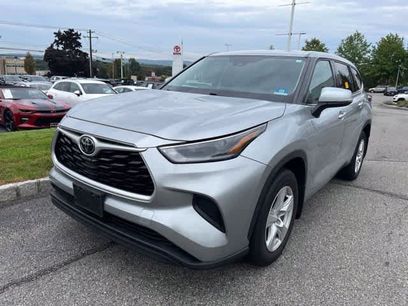 Used 2021 Toyota Highlander L