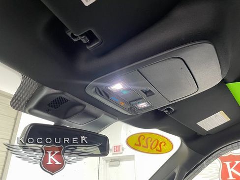 Used 2022 Ford F150 XLT w/ Equipment Group 302A High image 18