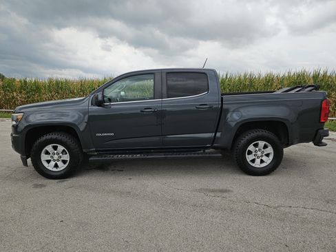 Used 2017 Chevrolet Colorado W/T w/ WT Convenience Package RWD image 4