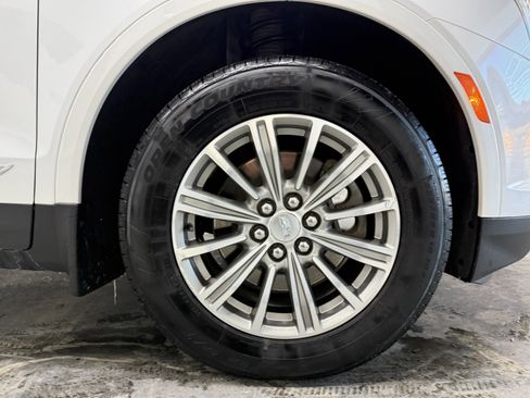 Used 2019 Cadillac XT5 Luxury image 28