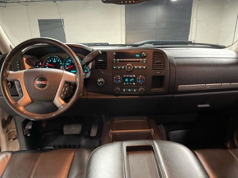 Used 2012 GMC Sierra 1500 SLE w/ Power Tech Package image 11