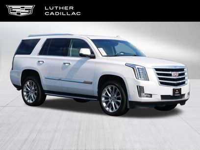 Used 2017 Cadillac Escalade Luxury