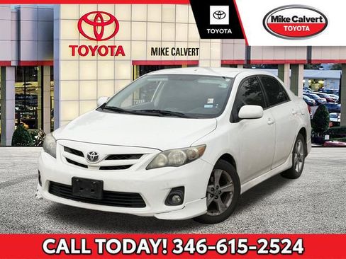 Used 2013 Toyota Corolla S FWD image 1