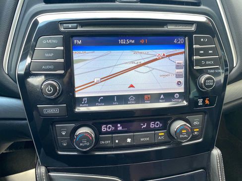 Used 2016 Nissan Maxima 3.5 SL FWD image 18