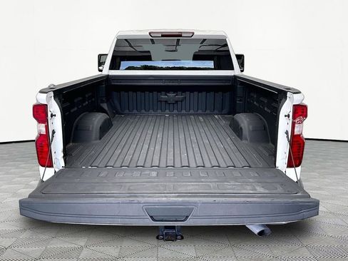 Used 2024 Chevrolet Silverado 2500 LT AWD/4WD image 18