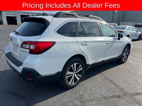 Used 2019 Subaru Outback 2.5i Limited AWD/4WD image 21