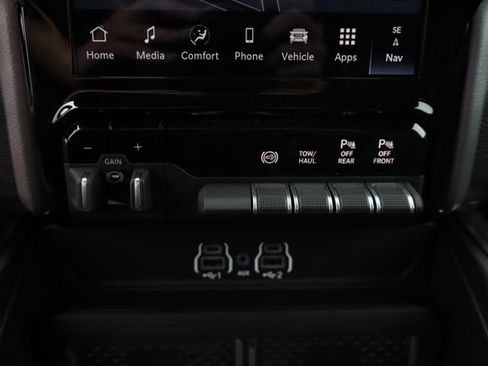 Used 2026 RAM 3500 Big Horn AWD/4WD image 31