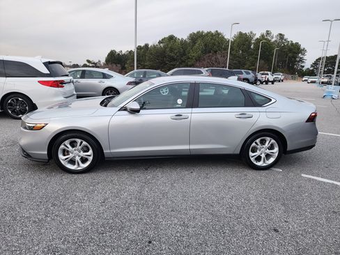 Certified 2025 Honda Accord LX image 7