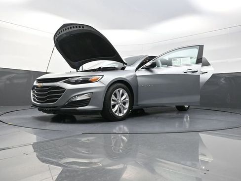 Used 2024 Chevrolet Malibu LT image 31
