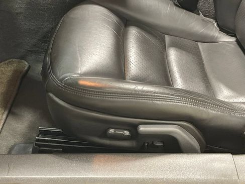 Used 2005 Chevrolet Corvette Coupe w/ Preferred Equipment Group RWD image 30