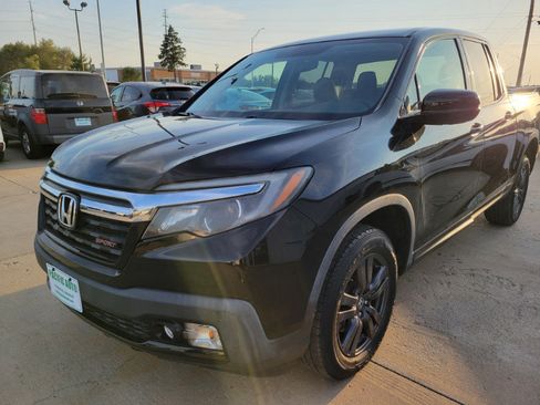 Used 2019 Honda Ridgeline Sport image 3