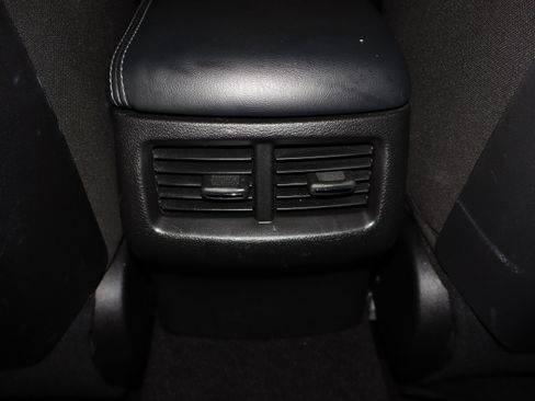 Used 2021 Dodge Challenger GT image 29