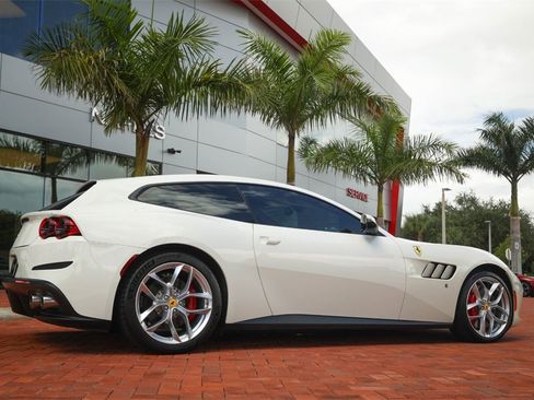 Certified 2018 Ferrari GTC4Lusso T image 26