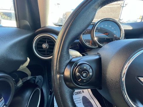 Used 2015 MINI Cooper S image 16