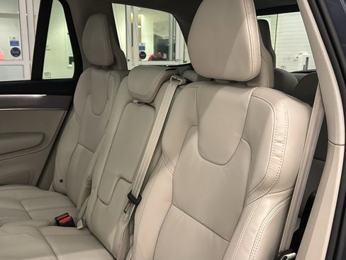 New 2026 Volvo XC90 T8 Ultra w/ Protection Package Premier AWD/4WD image 26