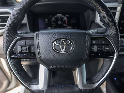 Used 2022 Toyota Tundra Platinum AWD/4WD image 14
