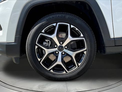 Used 2025 Jeep Compass Limited AWD/4WD image 36