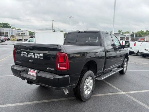 New 2026 RAM 2500 Big Horn AWD/4WD image 8
