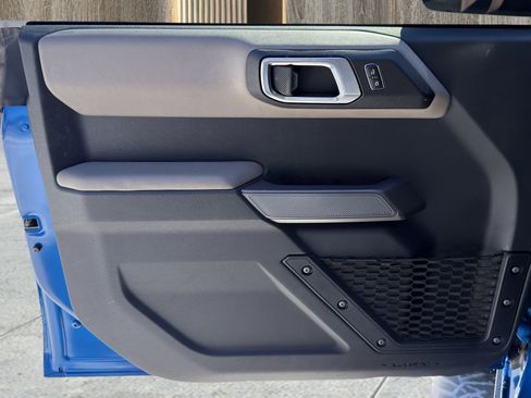 Used 2022 Ford Bronco Wildtrak image 25