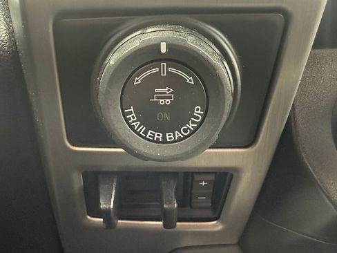 Used 2018 Ford F150 Platinum w/ Equipment Group 701A Luxury AWD/4WD image 49