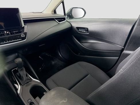 Certified 2025 Toyota Corolla LE image 21