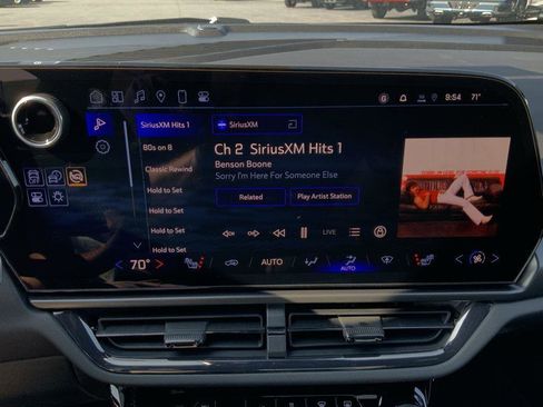 New 2025 Chevrolet Equinox EV RS image 44