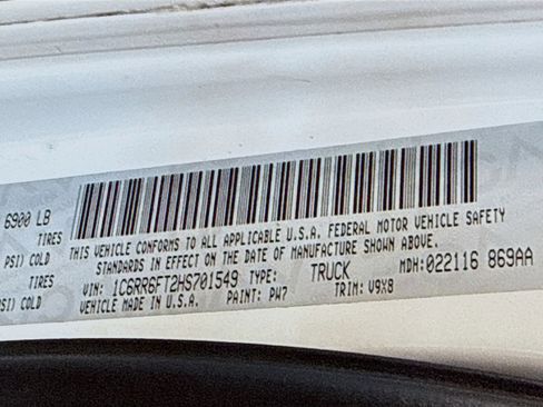 Used 2017 RAM 1500 Express image 39