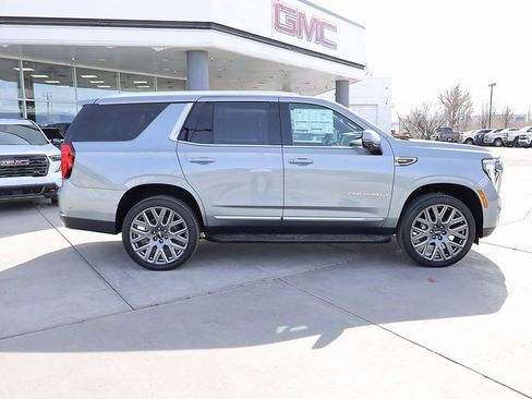 New 2026 GMC Yukon Denali w/ Advanced Technology Package AWD/4WD image 7