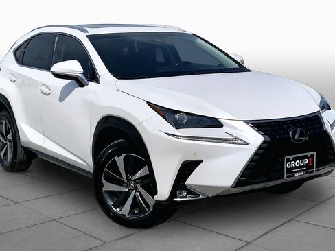 Used 2018 Lexus NX 300 FWD w/ Premium Package image 3