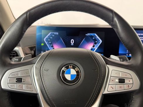 Used 2025 BMW X7 xDrive40i AWD/4WD image 25