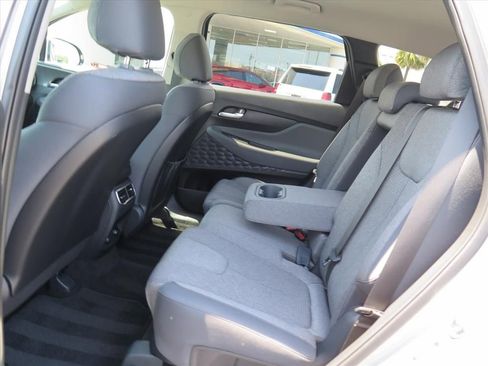 Used 2023 Hyundai Santa Fe SEL FWD image 16