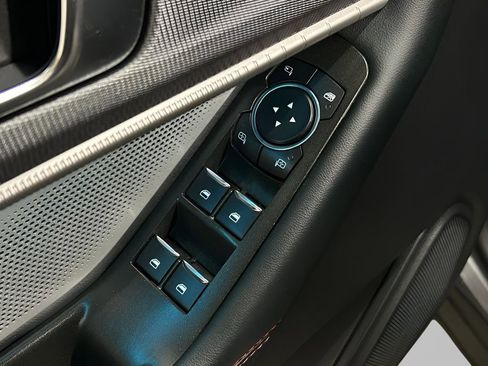 Certified 2025 Ford Explorer ST image 18