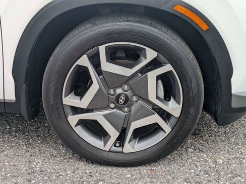 Used 2024 Hyundai Palisade Limited FWD image 11