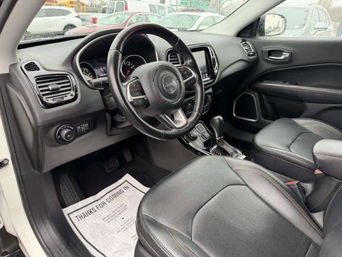 Used 2020 Jeep Compass Limited AWD/4WD image 11